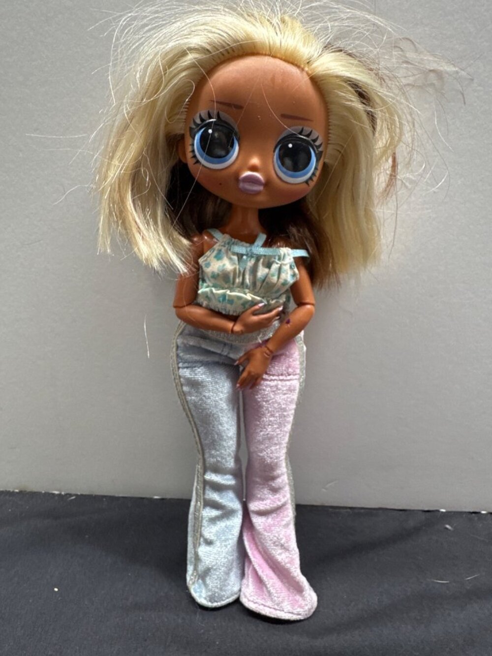 L.O.L. Surprise! OMG Trendsetter Series 5 Fashion Doll With Blonde Hair Blue Eye